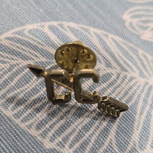 Vintage Cross Country Pin